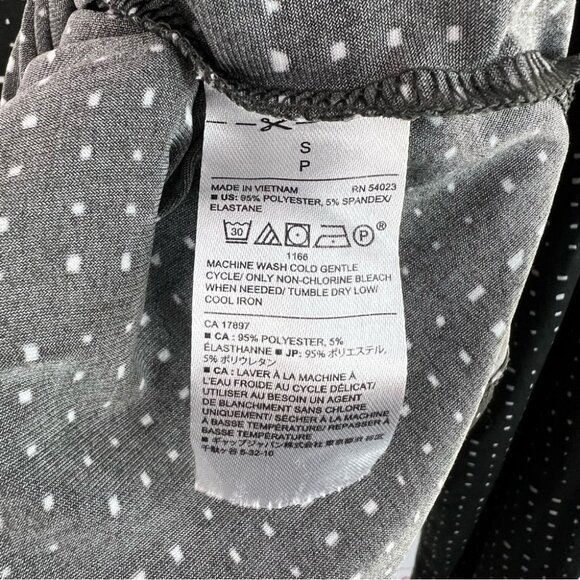 Banana republic long sleeve bubble trim hem Black Polka Dot Women's Top - Picture 10 of 11